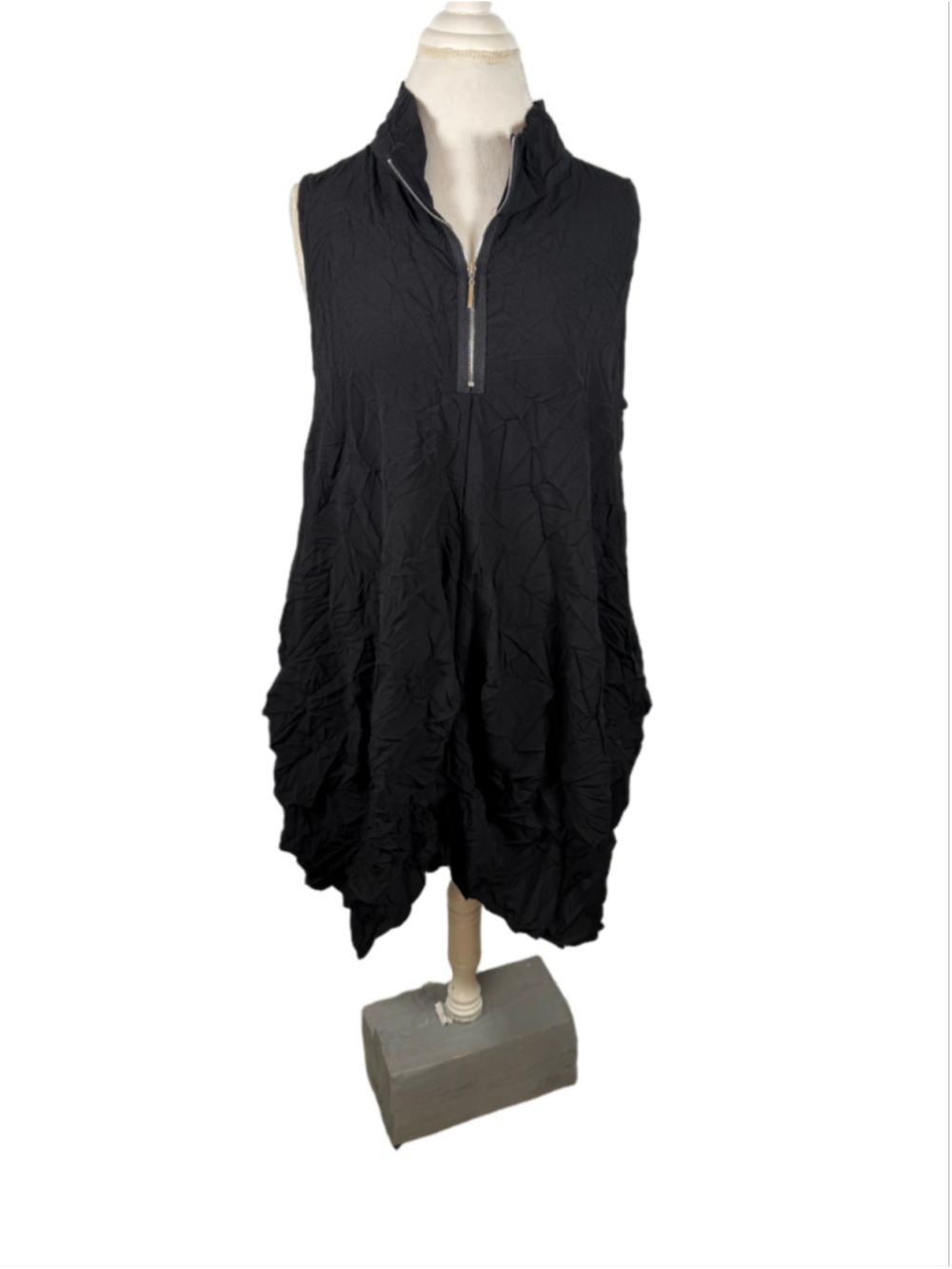 Comfy USA Black Verona Crinkle Vest Lagenlook Tunic Top Pockets Artsy Size M - Picture 2 of 11